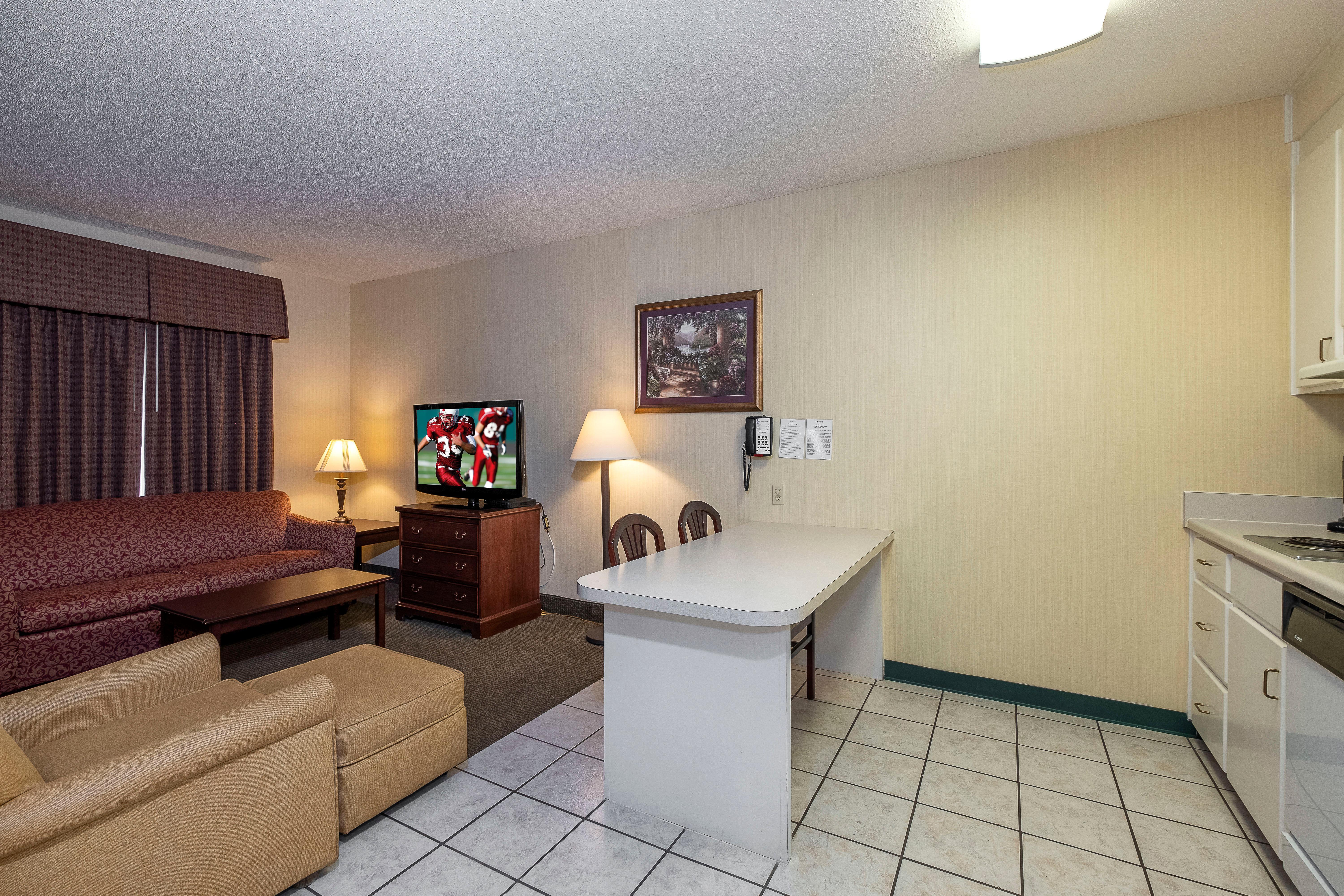 Red Roof Inn Dothan Exterior photo